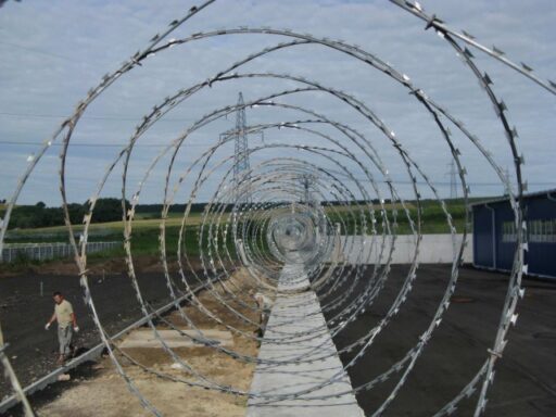 Спіральний бар'єр безпеки Єгоза